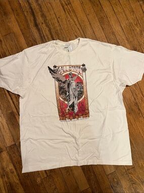 Ball State - Graphic Crewneck T-Shirt in Cream